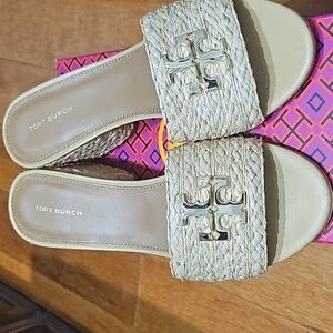 Tory Burch Raffia Block heel sandals. Size 8 US
